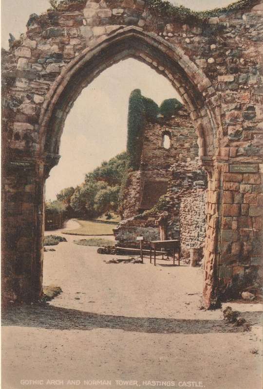 VINTAGE UN POSTED POST CARD HASTINGS CASTLE