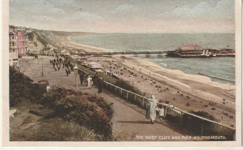 VINTAGE UN POSTED POST CARD BOURNEMOUTH