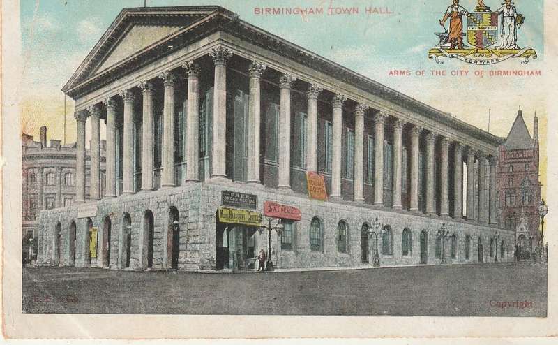 VINTAGE UN POSTED POST CARD BIRMINGHAM TOWN HALL