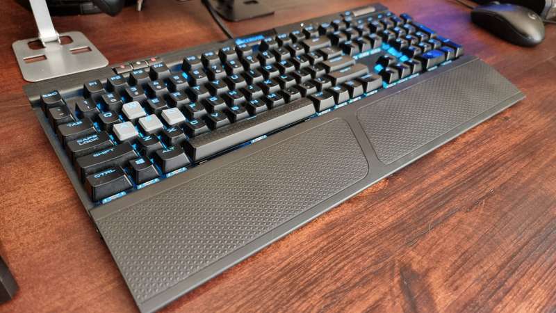 Corsair K70 MK.2 Low Profile Mechanical Keyboard
