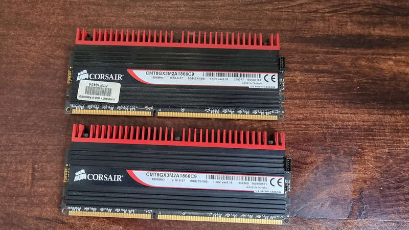 Corsair Dominator GT DDR3 8GB + Airflow for sale (2 x 4GB Kit)