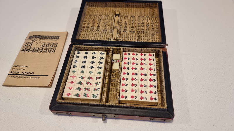 Vintage Mah Jong Set Board Game