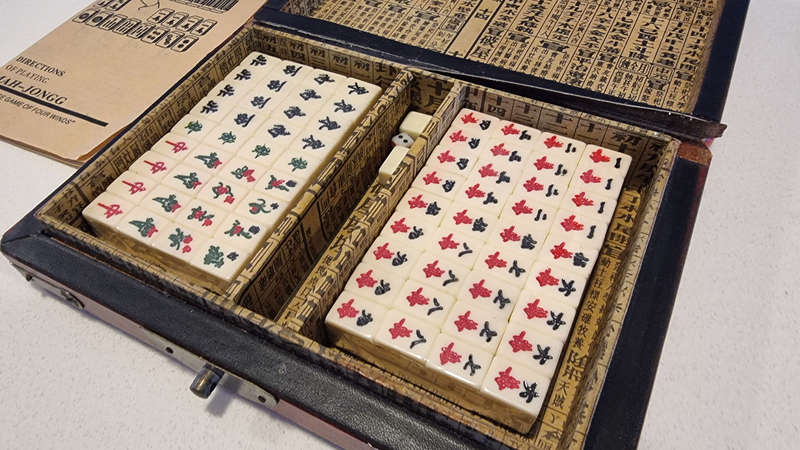 Vintage Mah Jong Set Board Game