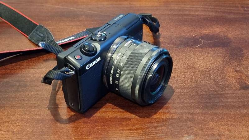 Canon EOS M100 Mirrorless Camera w/ 15-45mm Lens