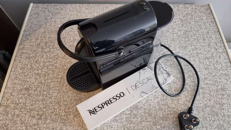 Nespresso Inissia coffee Machine
