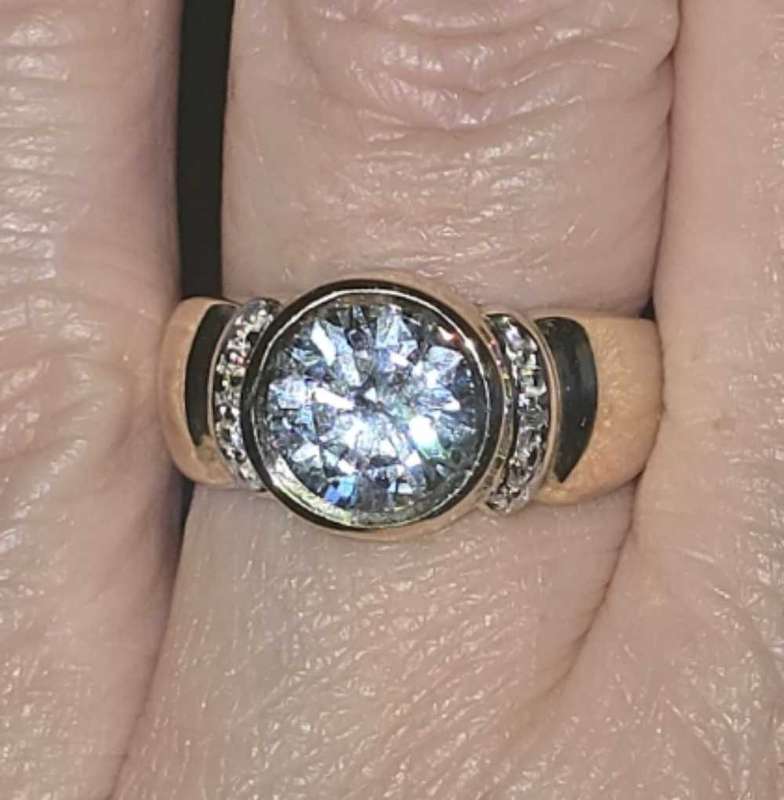 9ct Yellow Gold Ring (Size N1/2)