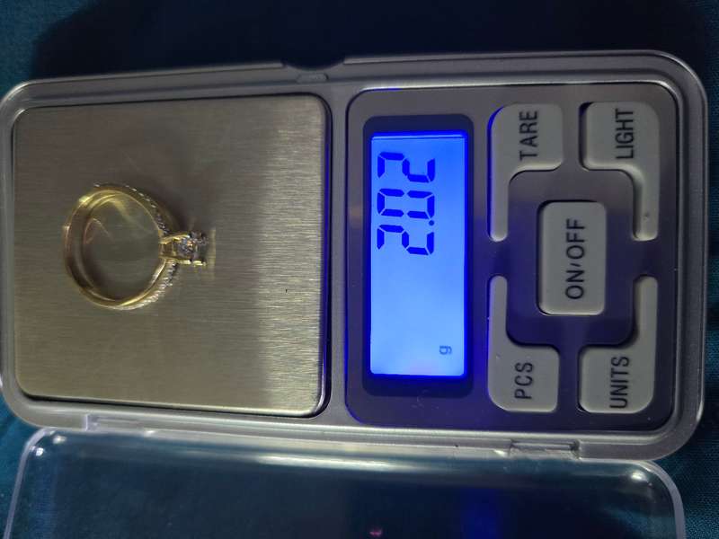 9ct Yellow Gold Ring (Size M1/2)