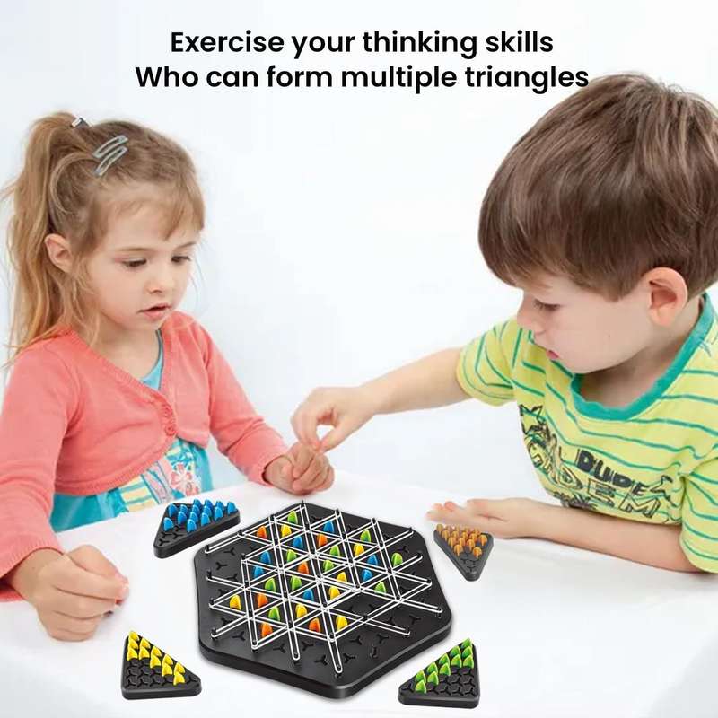 Rubber Band Geometry Chess Game