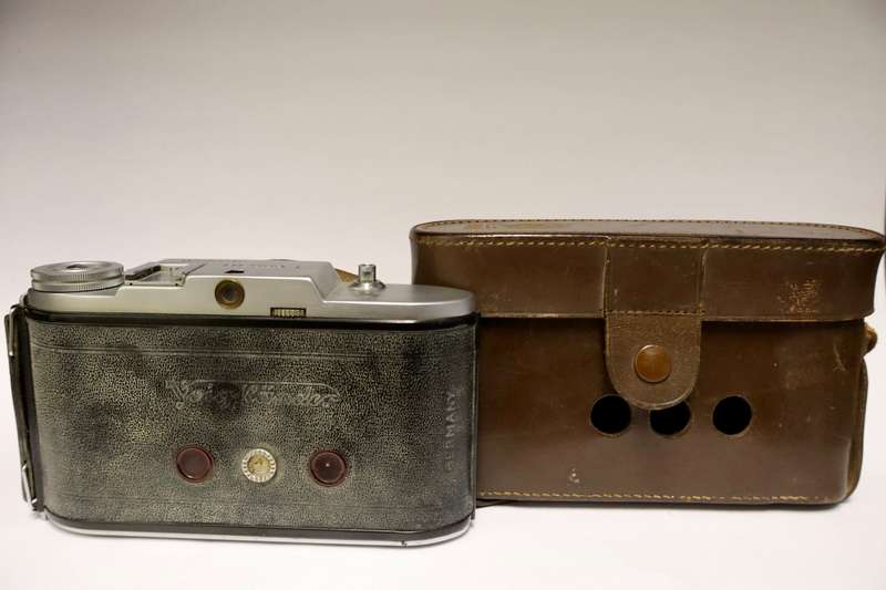 Voigtlander BESSA I fold out camera  as per photo