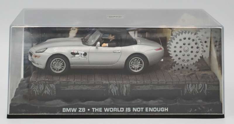 James Bond BMW Z8 - The World is not enough - model car as per photo