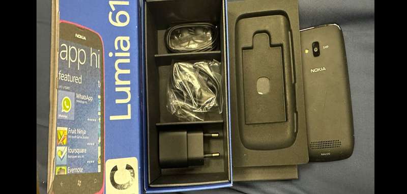 Nokia Lumia 610