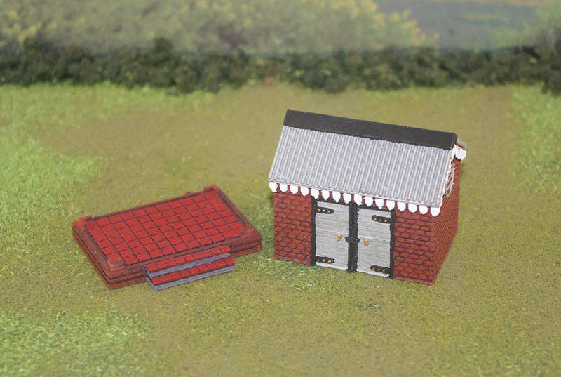 1:72 Scale - Storage Shed - Brick - Brick Base