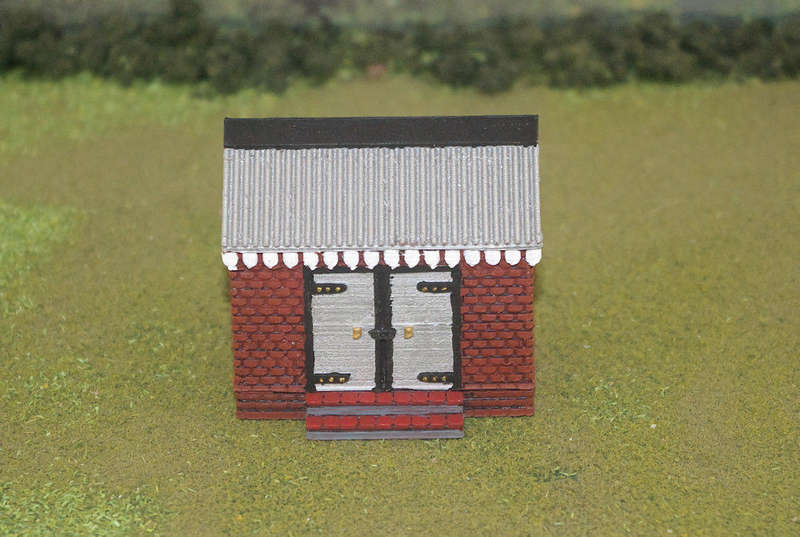 1:72 Scale - Storage Shed - Brick - Brick Base