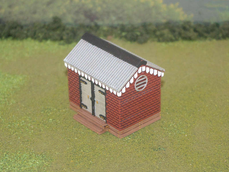 1:56 Scale - Storage Shed - Brick - Wood Base