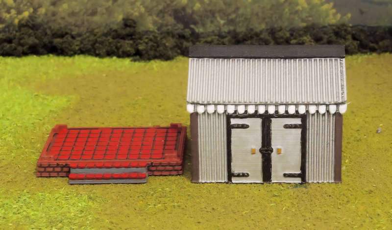 1:87 Scale - Storage Shed - Corrugated Iron - Brick Base
