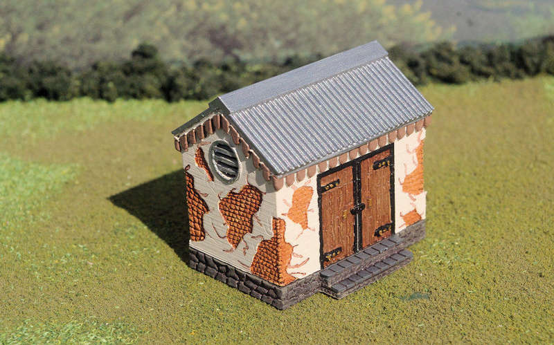 1/56 (28mm) Scale - Dilapidated Storage Shed - Stone Base