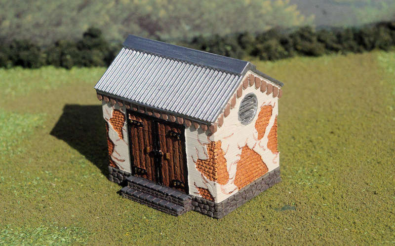 1/56 (28mm) Scale - Dilapidated Storage Shed - Stone Base