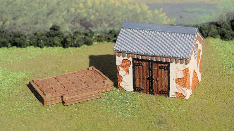 1/56 (28mm) Scale - Dilapidated Storage Shed - Wood Base