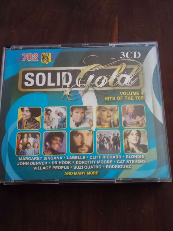Solid Gold 702 volume 4
