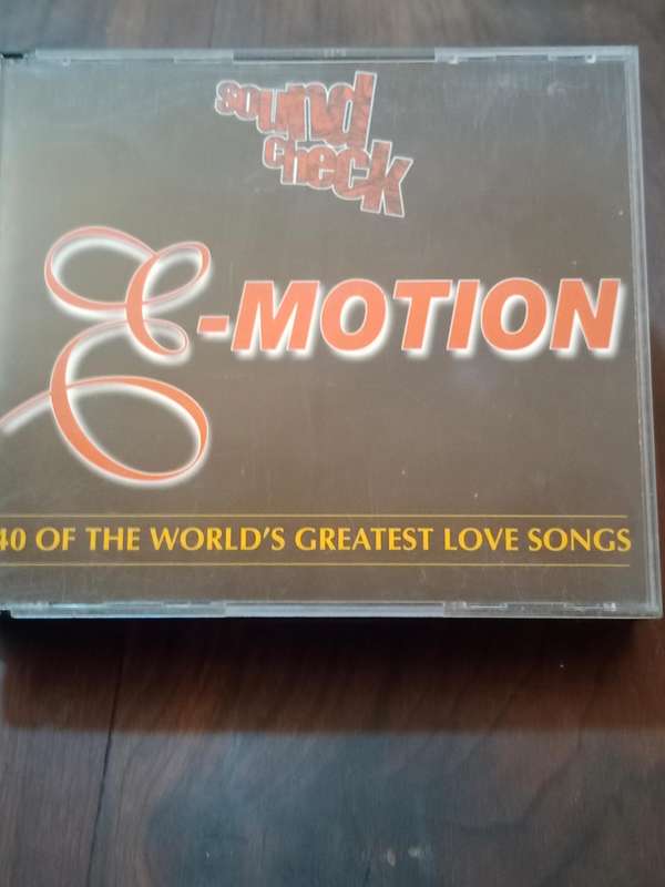 Sound check emotion 40 of the world's greatest love songs