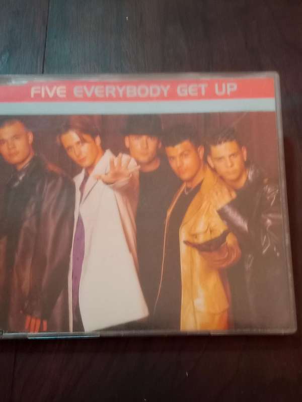 Five everybody gets up