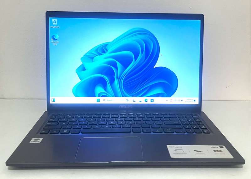ASUS Vivibook X515JAB i5-1035G1 15.6" FHD 8gb Ram 512gb SSD Excellent Working Condition