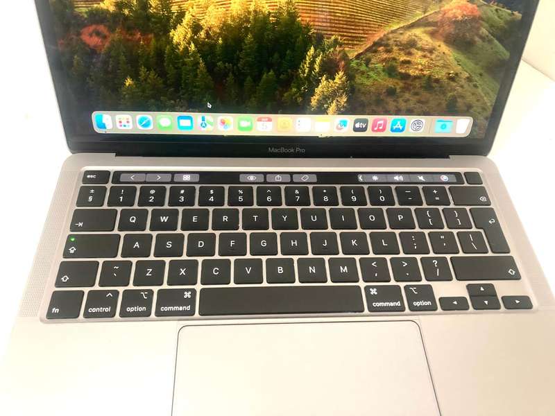 MacBook Pro A2289 (13-inch, 2020, Two Thunderbolt 3 ports Touch Bar Space Gray) 8gb 512gb ssd