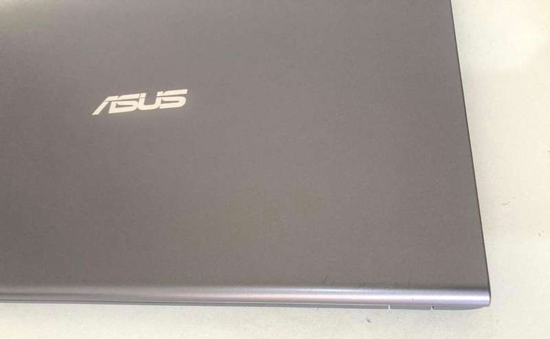 Asus ViviBook X515EA i3 11th Gen 8gb Ram 256gb SSD Excellent Working Condition