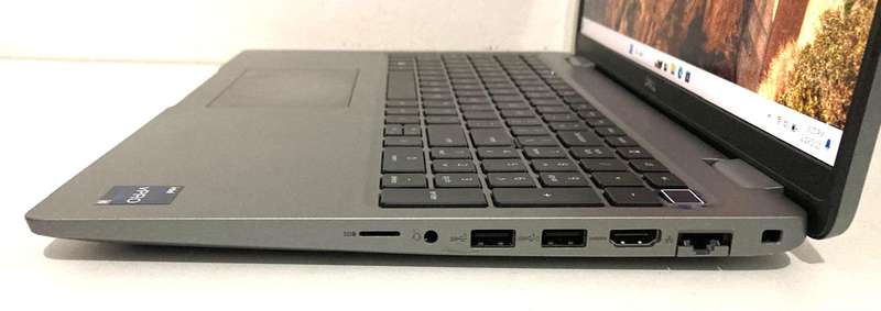 Dell Latitude 5540 15.6-inch Core i5-1345U 8GB RAM 256GB SSD Win 11 Pro Warrant up to May 2027