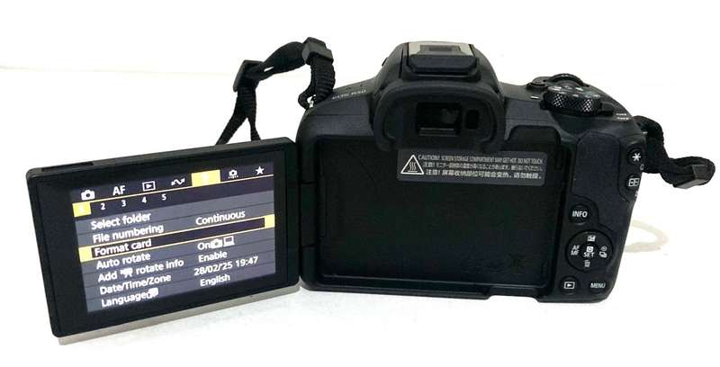 Canon EOS R50 Mirrorless Camera with 18-45 STM Lens & full set Condition like new