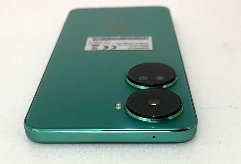Huawei nova 12 SE 256gb 8gb Excellent Condition