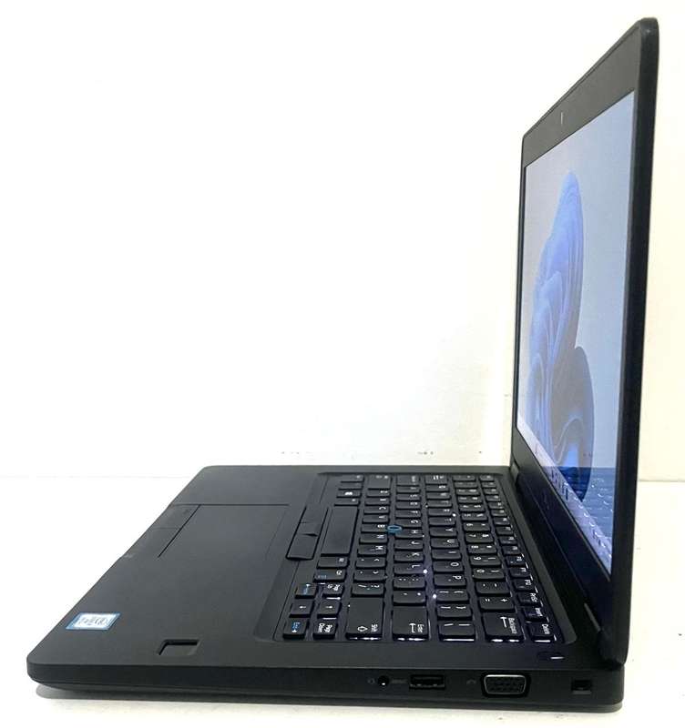 Dell Latitude 5491 i7-8850H 8gb Ram 256gb Ssd -Touch Screen - Excellent Battery Condtion