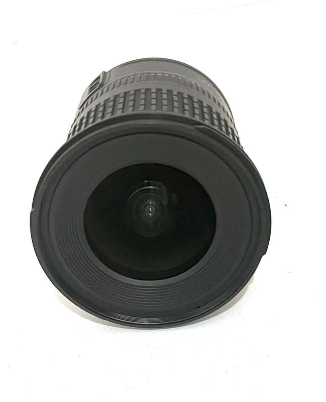 Nikon Nikkor AF-S 10-24mm f/3.5-4.5 G ED DX Lens Excellent Condition
