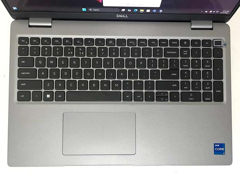 Dell Latitude 5540 15.6-inch Core i7-1335U 8GB RAM 256GB SSD Win 11 Pro Warranty up to Oct 2026