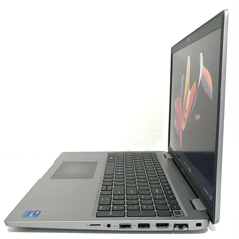 Dell Latitude 5540 15.6-inch Core i7-1335U 8GB RAM 256GB SSD Win 11 Pro Warranty up to Oct 2026