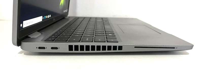 Dell LATTITUDE 5530 vPRO i7-1265U 15.6" 12TH GEN 8GB 256GB NVMe eXCELLENT wORKING cONDITION