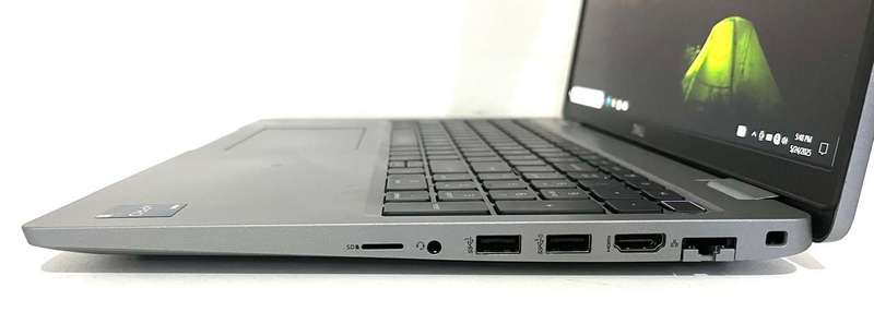 Dell LATTITUDE 5530 vPRO i7-1265U 15.6" 12TH GEN 8GB 256GB NVMe eXCELLENT wORKING cONDITION