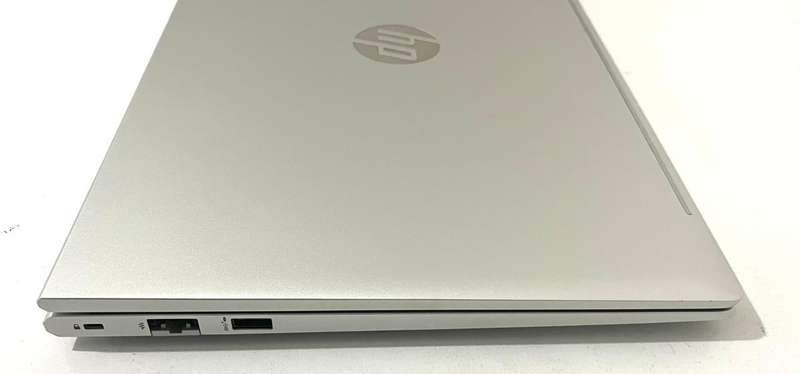 HP ProBook 450 G9 15.6" i5-1235U 8GB 512GB Win 11 Pro Excellent Condition