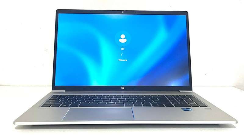 HP ProBook 450 G9 15.6" i5-1235U 8GB 512GB Win 11 Pro Excellent Condition