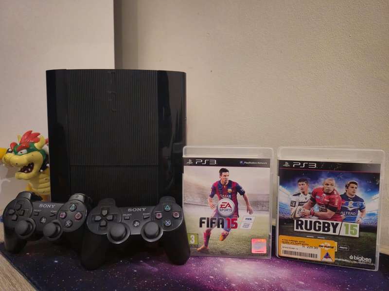 PS3 12GB Super Console, 2 Original Controllers, 2 Games (Pre-owned)