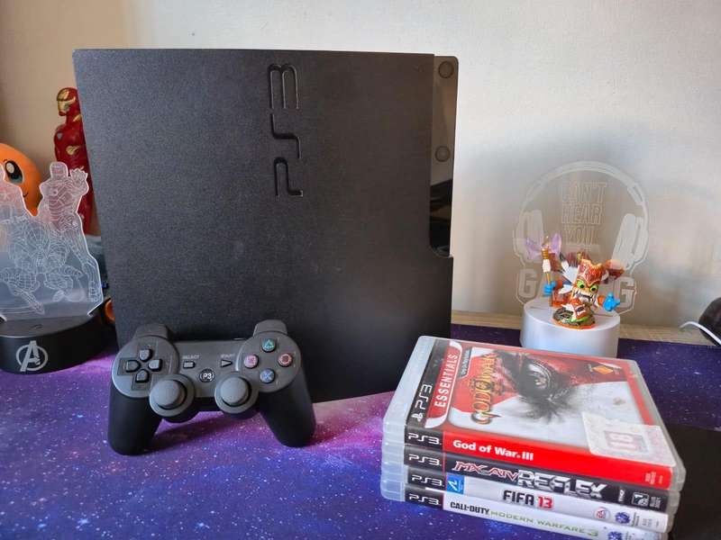 PS3 160GB Slimline (HEN), 12 Games, 1 Controller (Pre-owned)