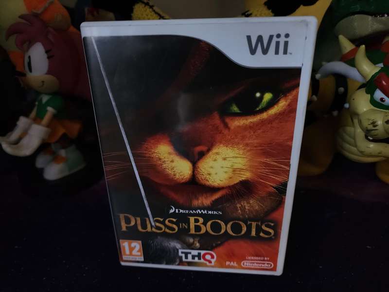 Nintendo Wii Puss in Boots (Pre-owned)