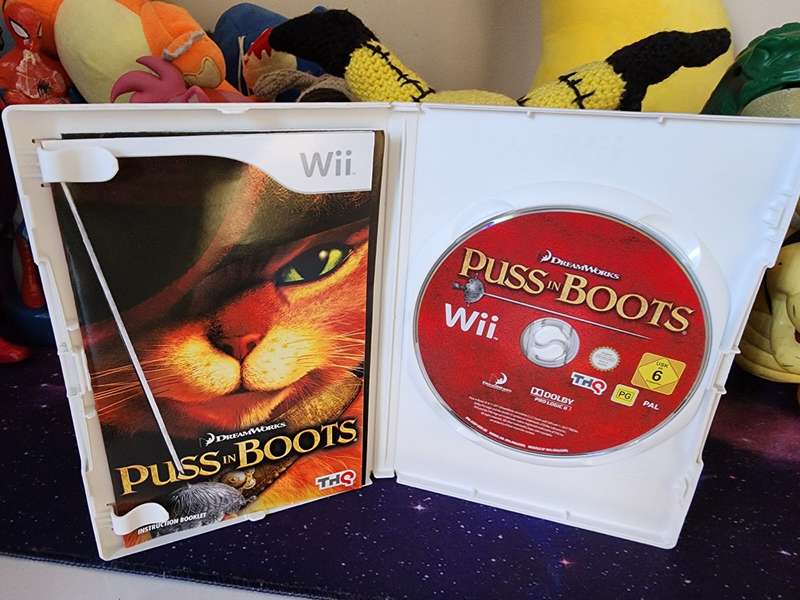Nintendo Wii Puss in Boots (Pre-owned)
