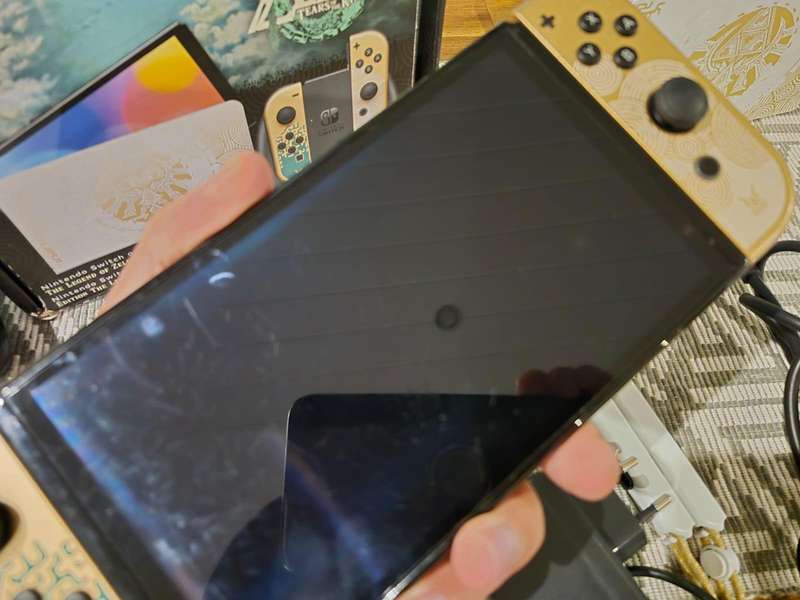 Nintendo Switch OLED Limited Edition Zelda (Pre-owned)