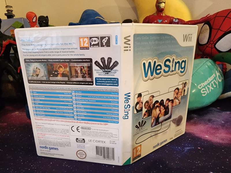 Nintendo Wii ''We Sing'' + 2 Logitech Mics (Pre-owned)