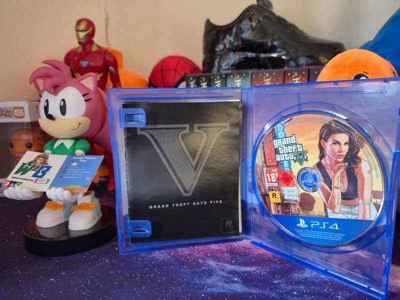 PS4 Grand Theft AUTO V (Pre-owned)