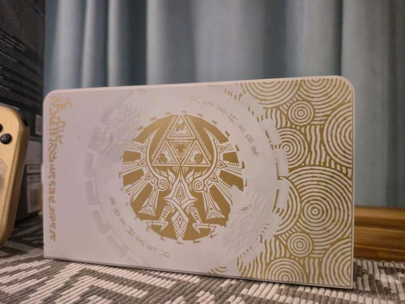 Nintendo Switch OLED Limited Edition Zelda (Pre-owned)