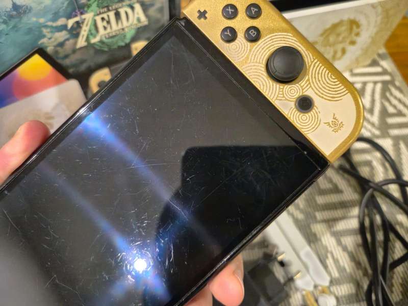 Nintendo Switch OLED Limited Edition Zelda (Pre-owned)