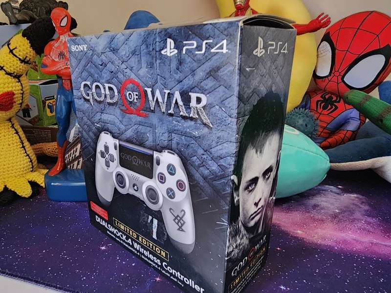 PS4 Limited Edition God of War Official Sony Controller BRAND NEW SEALED!!!