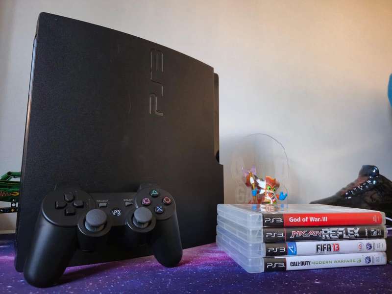 PS3 160GB Slimline (HEN), 12 Games, 1 Controller (Pre-owned)
